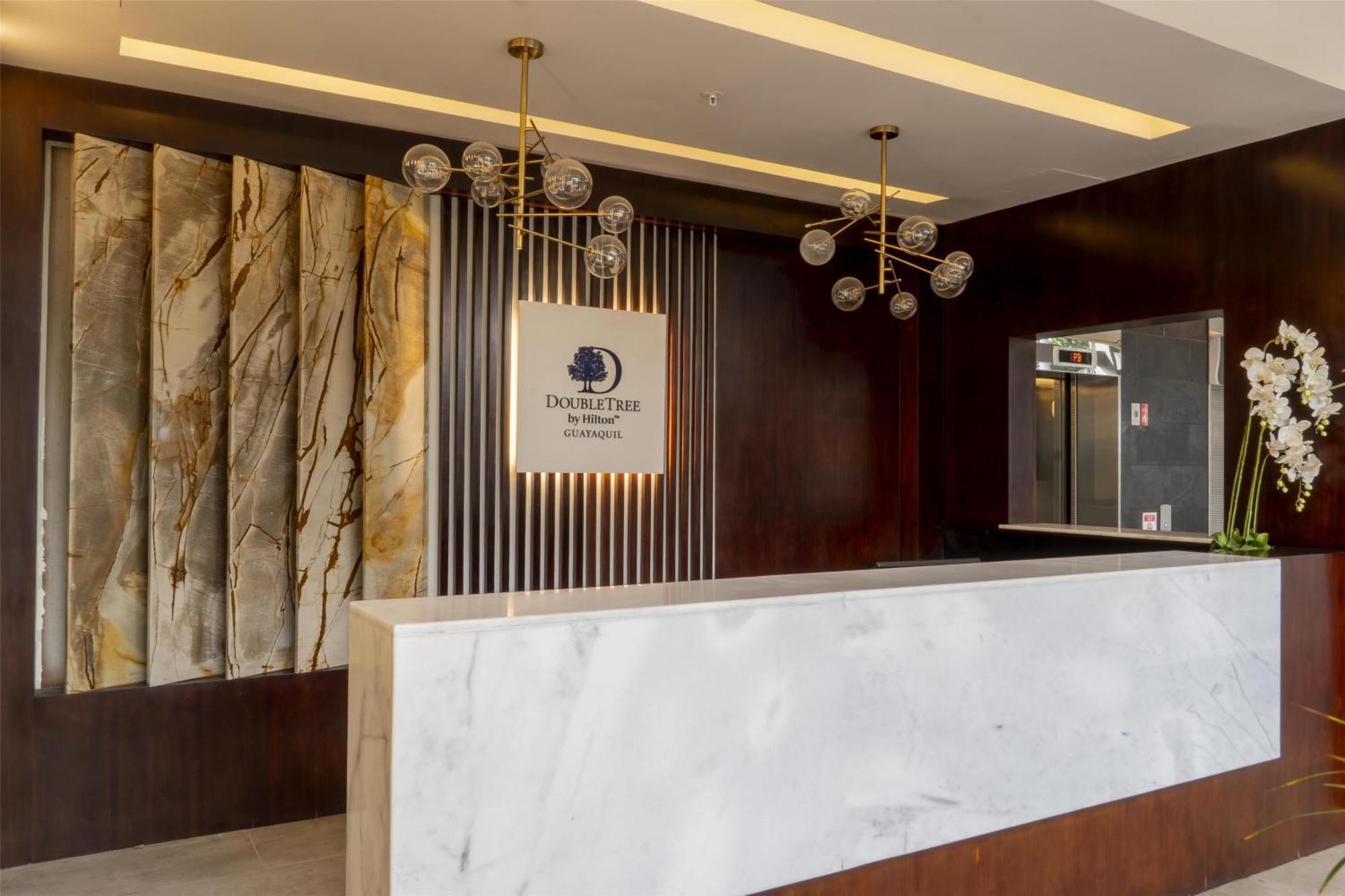 فندق Doubletree By Hilton جواياكيل المظهر الخارجي الصورة