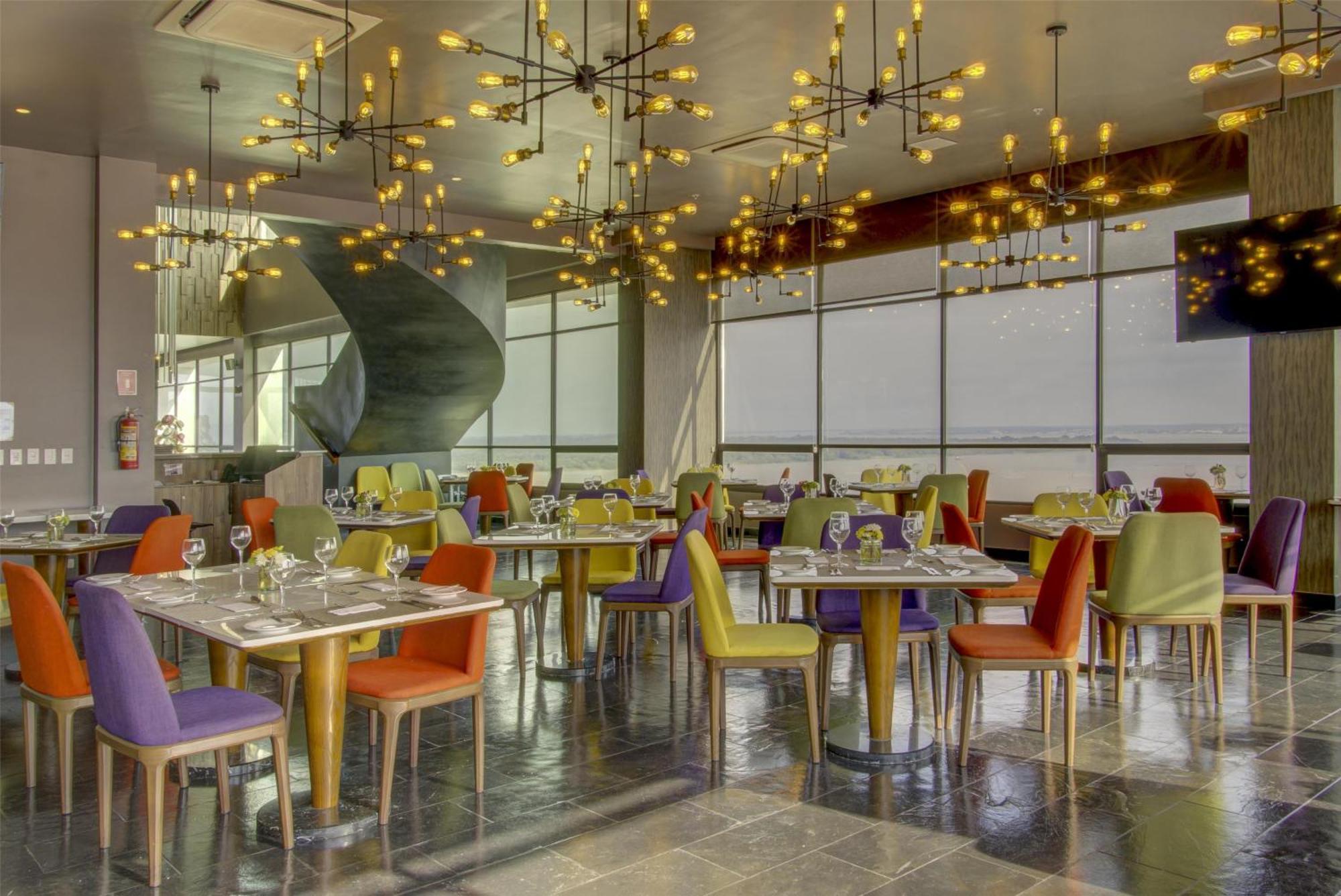 فندق Doubletree By Hilton جواياكيل المظهر الخارجي الصورة